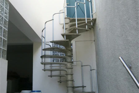 Casa à venda com 3 suítes em Vila Inah, São Paulo, SP
