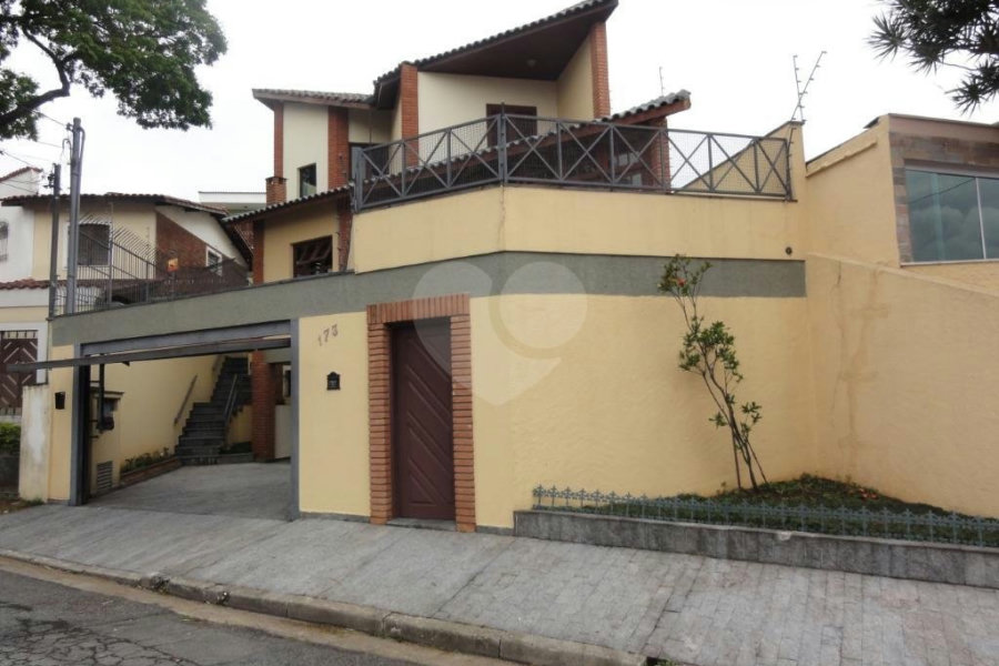 Sobrado à venda com 3 suítes em Palmas do Tremembé, São Paulo, SP