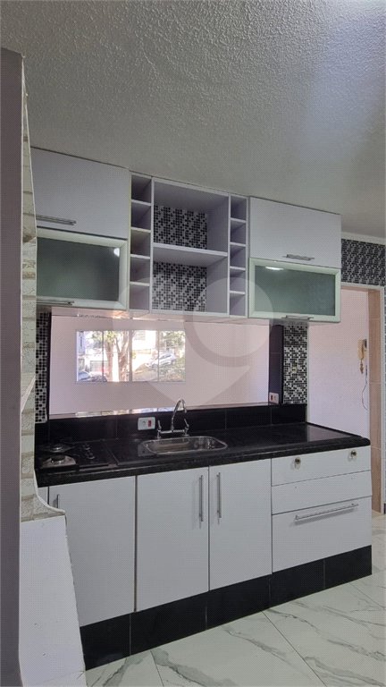 Sobrado à venda com 2 quartos em Vila Nivi, São Paulo, SP