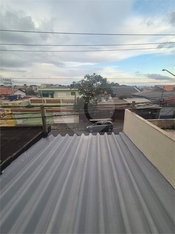 Casa à venda com 2 quartos, sendo 1 suíte,  em Vila Maricy, Guarulhos, SP