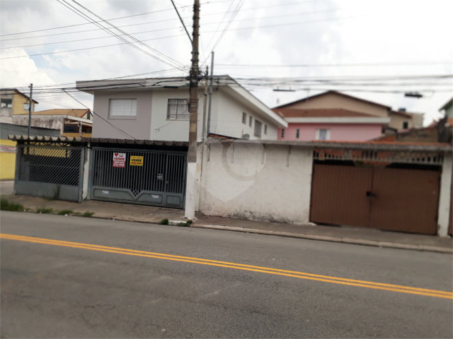 Sobrado à venda com 3 quartos, sendo 1 suíte,  em Tremembé, São Paulo, SP