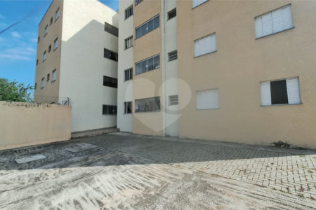 Apartamento à venda com 1 quarto em Aparecidinha, Sorocaba, SP
