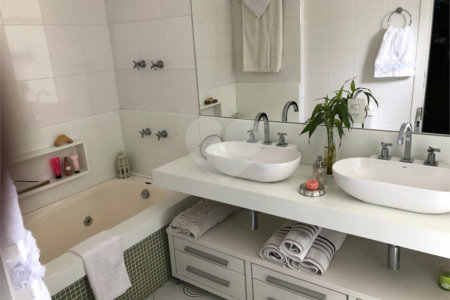 Apartamento à venda com 3 suítes em Vila Dayse, São Bernardo do Campo, SP