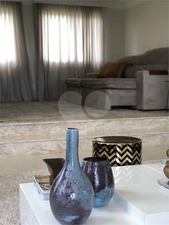 Casa à venda com 5 quartos, sendo 4 suítes, no condomínio Sol Vinhedo, Vinhedo - SP