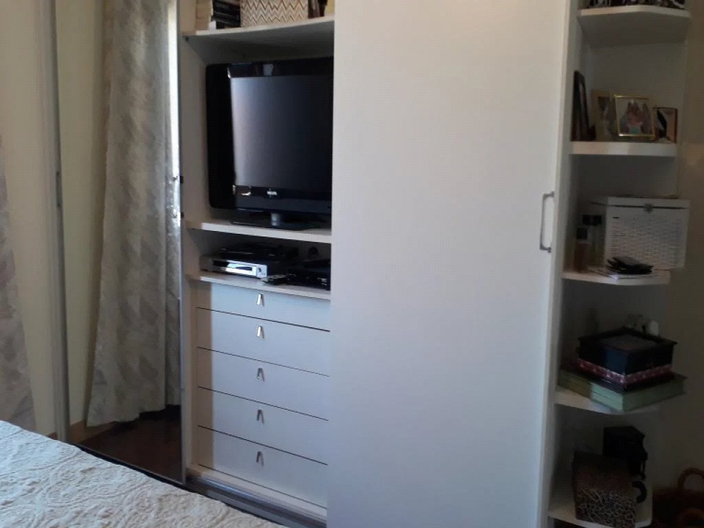 Casa à venda com 3 quartos, sendo 2 suítes, em Cidade dos Bandeirantes, São Paulo, SP