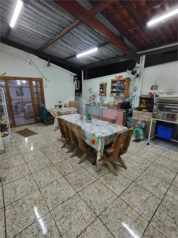 Casa à venda com 4 quartos, sendo 1 suíte, em Vila Mazzei, São Paulo, SP