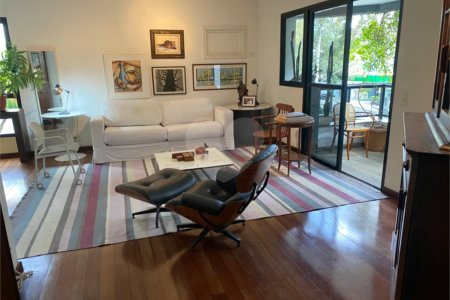 Apartamento à venda com 3 suítes em Vila Andrade, São Paulo, SP
