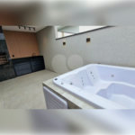 Casa à venda com 3 quartos, sendo 1 suíte, no condomínio Horto Florestal Villagio, Sorocaba - SP