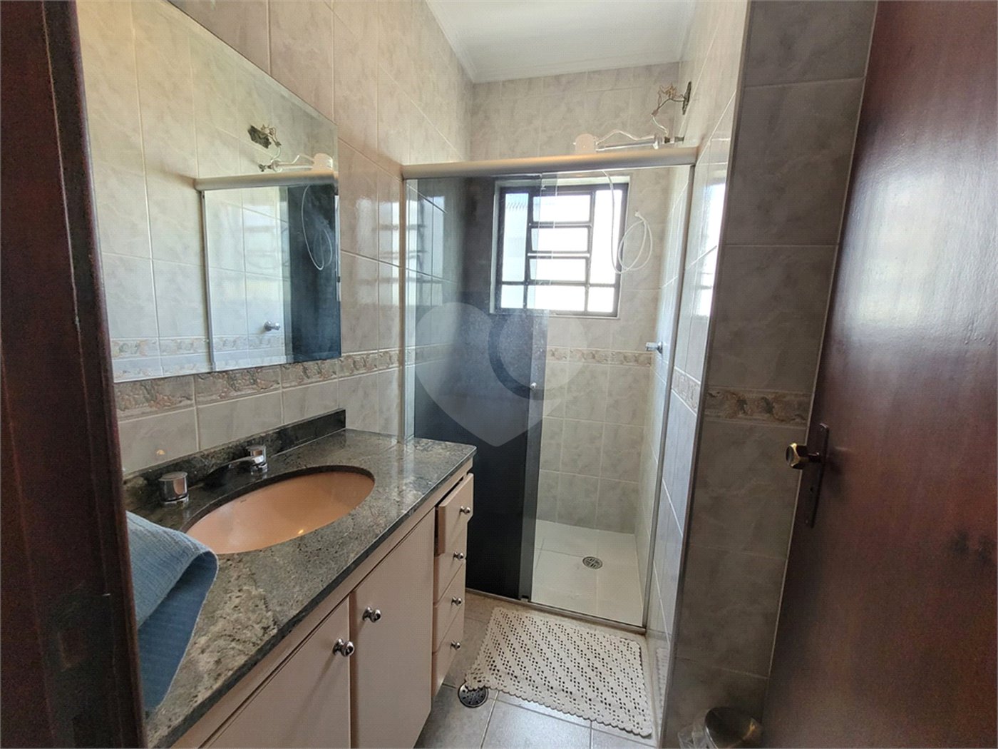 Sobrado à venda com 3 quartos, sendo 1 suíte, em Jardim Líbano, São Paulo, SP