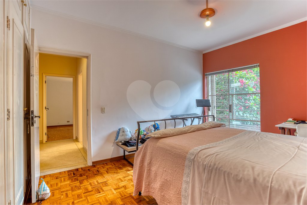 Casa à venda ou para alugar com 3 quartos, sendo 1 suíte,  em Brooklin Velho, São Paulo, SP