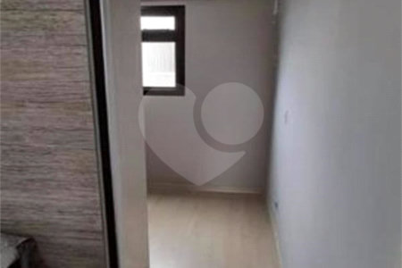 Apartamento à venda com 3 quartos, sendo 1 suíte,  em Paraíso do Morumbi, São Paulo, SP