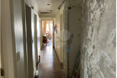 Apartamento à venda com 4 quartos, sendo 2 suítes,  em Moema, São Paulo, SP