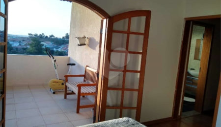 Sobrado à venda com 4 quartos, sendo 1 suíte,  em Nova Itatiba, Itatiba, SP