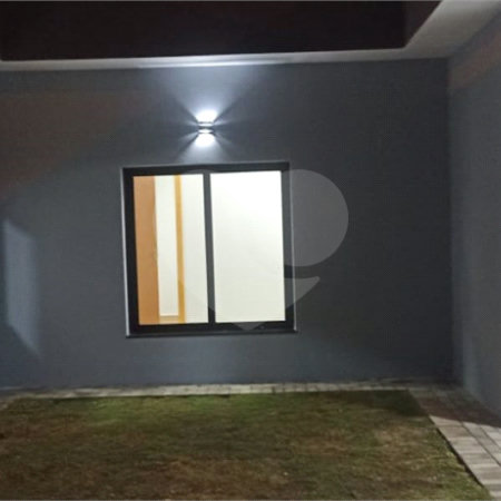 Casa à venda com 3 quartos, sendo 1 suíte, no condomínio Lagos D´icaraí, Salto - SP