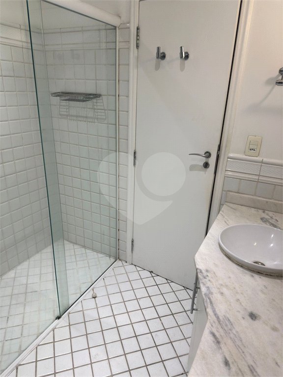 Apartamento à venda com 3 quartos, sendo 1 suíte, em Jardim Europa, São Paulo, SP