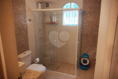 Chácara à venda ou para alugar com 3 quartos, sendo 1 suíte, em Chácaras Polozzi, Louveira, SP