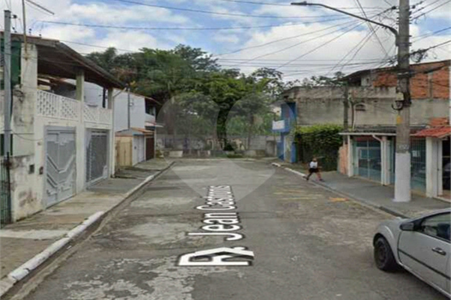 Sobrado à venda com 3 quartos, sendo 1 suíte, em Jardim Virginia Bianca, São Paulo, SP
