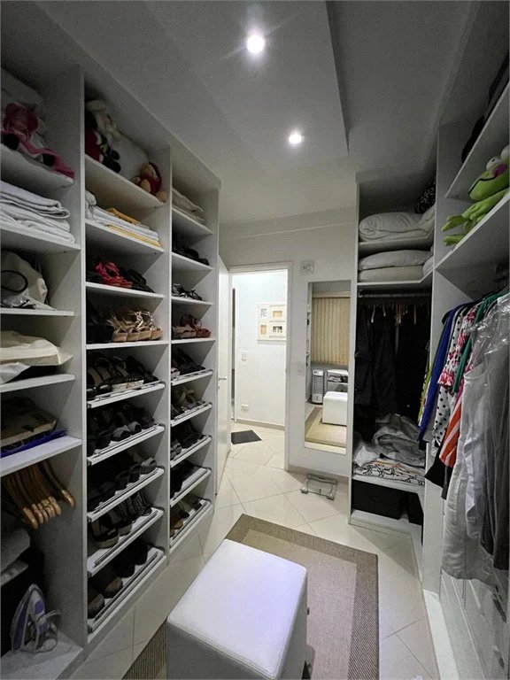Apartamento à venda com 3 quartos, sendo 1 suíte,  em Jardim Caboré, São Paulo, SP