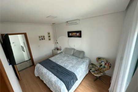 Casa à venda com 4 suítes no condomínio Parque Espacial, São Bernardo do Campo - SP