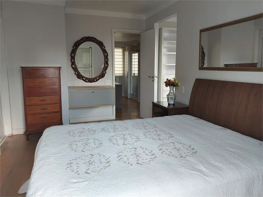 Apartamento à venda com 3 quartos, sendo 2 suítes,  em Cidade São Francisco, São Paulo, SP
