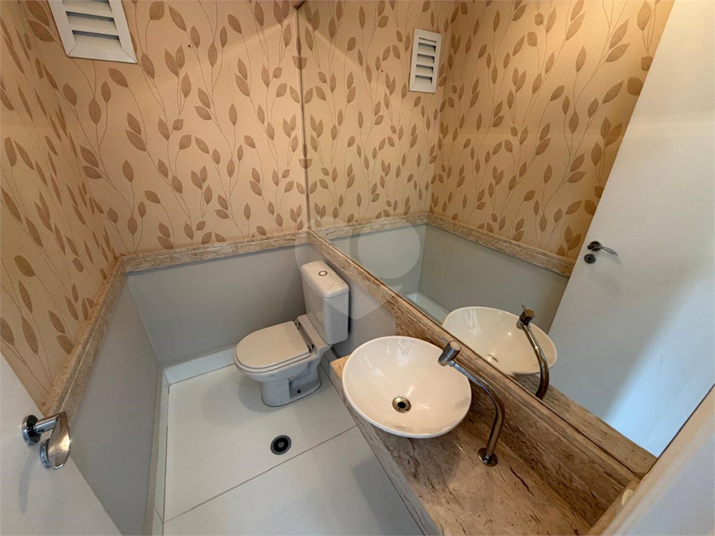 Apartamento à venda com 3 suítes em Santana, São Paulo, SP