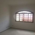 Sobrado à venda com 3 quartos, sendo 1 suíte, em Jardim Monte Kemel, São Paulo, SP
