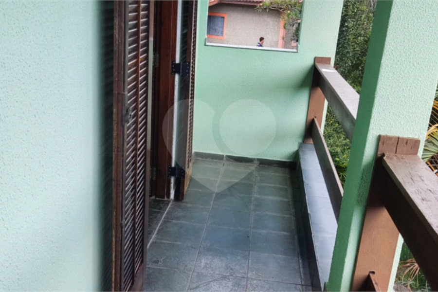 Casa à venda com 4 quartos, sendo 1 suíte, em Serra da Cantareira, Mairiporã, SP