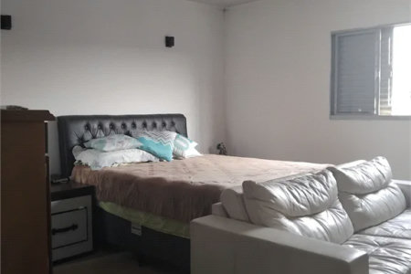 Sobrado à venda com 4 quartos, sendo 1 suíte, em Jardim Catanduva, São Paulo, SP