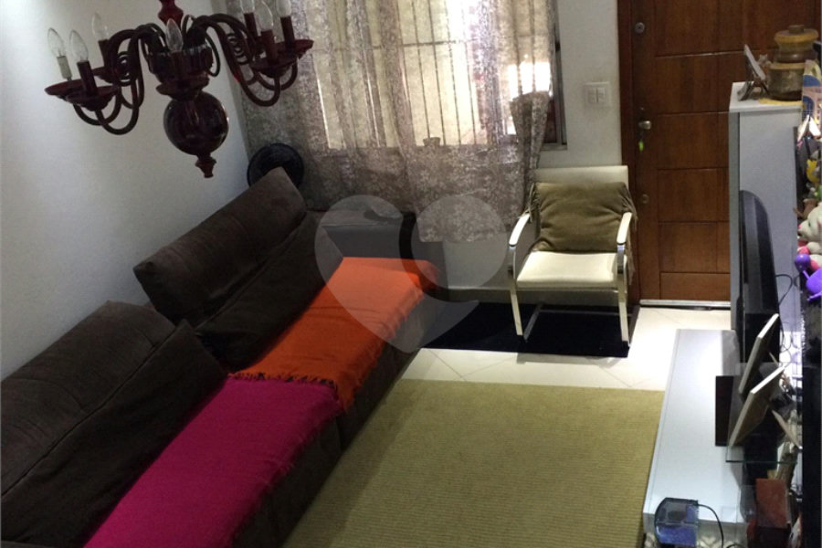 Sobrado à venda com 2 quartos no Brasilândia, São Paulo, SP