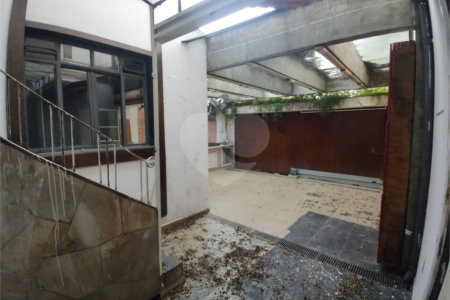 Sobrado à venda com 5 quartos, sendo 3 suítes, em Cidade Monções, São Paulo, SP