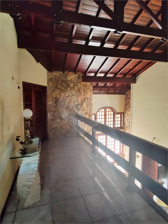 Casa à venda com 5 suítes no condomínio Estância Marambaia, Vinhedo - SP