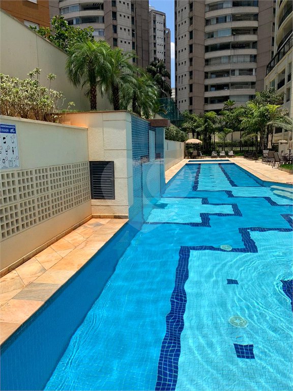 Apartamento à venda com 2 quartos, sendo 1 suíte,  em Indianópolis, São Paulo, SP