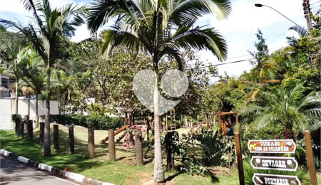 Casa à venda com 4 quartos, sendo 3 suítes,  no condomínio Cantareira, Mairiporã - SP
