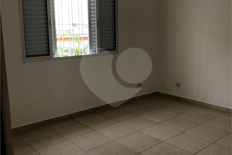 Casa Térrea à venda com 2 quartos no condomínio Dona Amélia Vieira Pita, São Paulo - SP