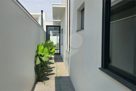 Casa à venda com 5 suítes no condomínio Parque Faber IV, São Carlos - SP