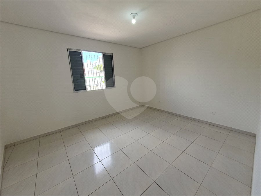 Sobrado à venda ou para alugar com 2 quartos em Vila Marieta, São Paulo, SP