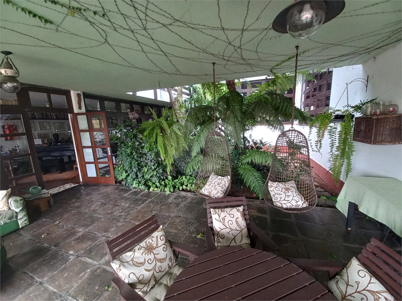 Sobrado à venda com 4 quartos, sendo 2 suítes, em Fazenda Morumbi, São Paulo, SP