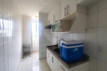 Apartamento à venda com 2 quartos em Sítio Pinheirinho, São Paulo, SP