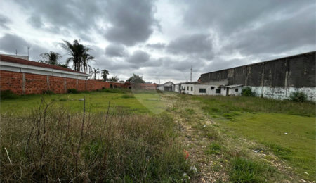 Terreno à venda com 1 quarto em Vila Aurora, Itapetininga, SP