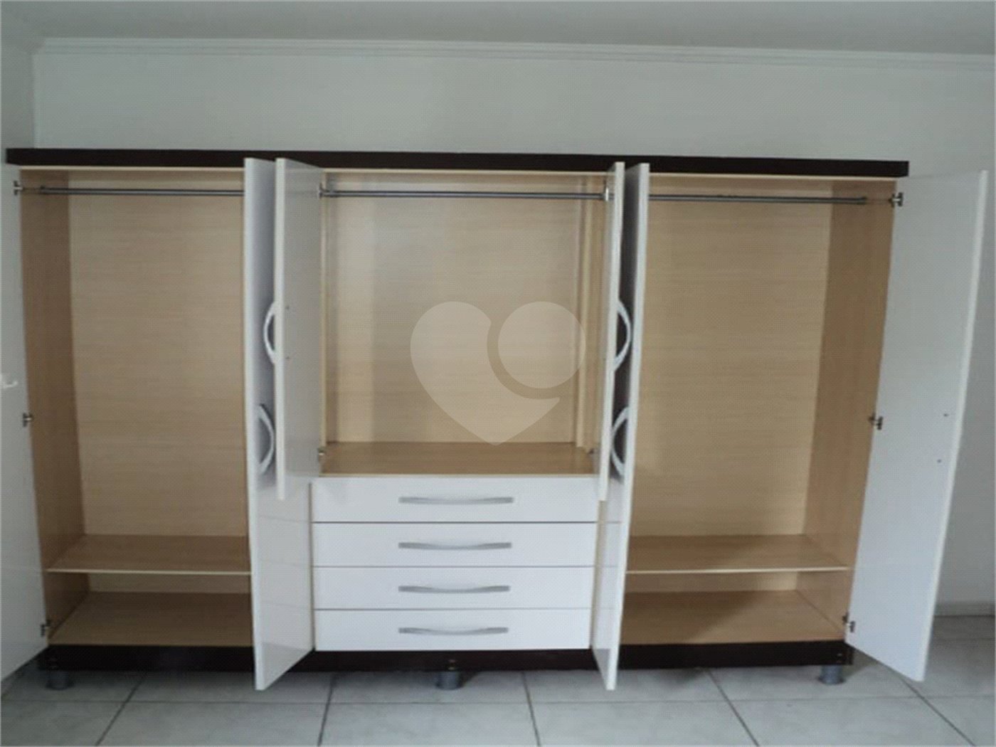 Apartamento com 32m² na região da Bela Vista em São Paulo - SP.