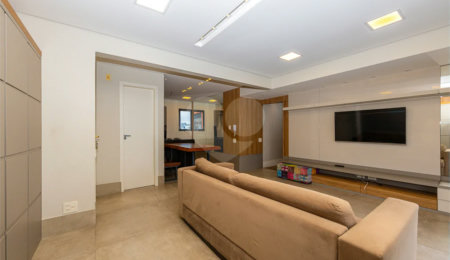 Apartamento à venda com 3 quartos, sendo 1 suíte, em Chácara Santo Antônio, São Paulo, SP