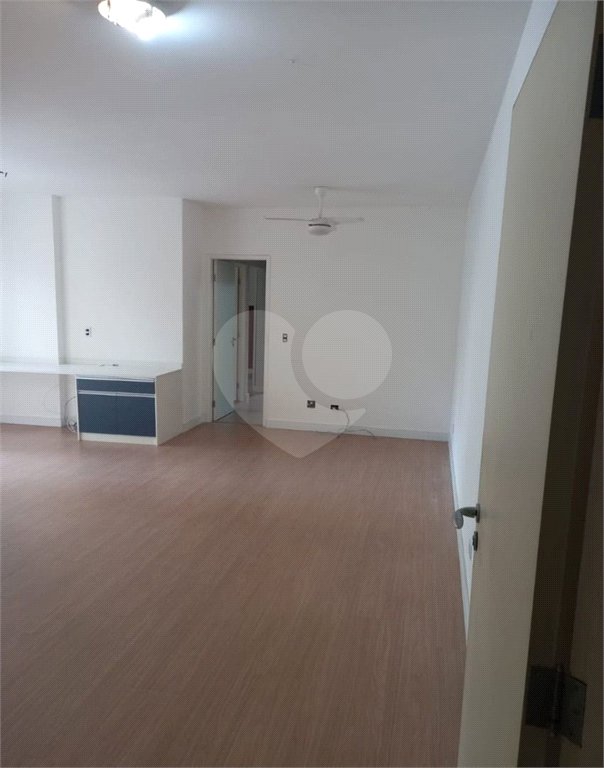 Apartamento à venda com 3 quartos, sendo 1 suíte,  em Vila Olímpia, São Paulo, SP