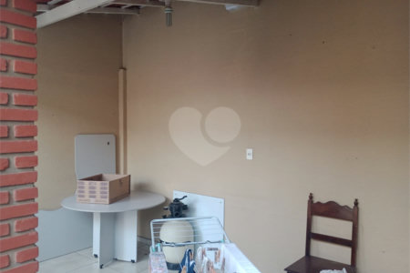 Casa à venda ou para alugar com 3 quartos, sendo 1 suíte, em Jardim Alvorada, Itapetininga, SP