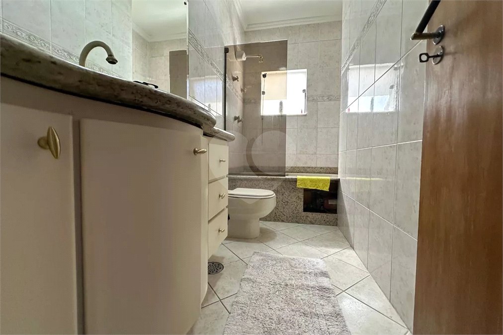 Sobrado à venda com 4 quartos, sendo 2 suítes, em Vila Ipojuca, São Paulo, SP
