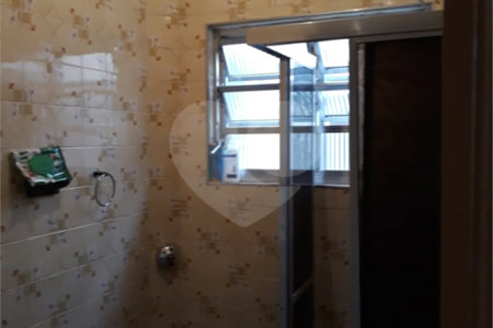 Casa à venda com 2 quartos, sendo 1 suíte,  em Vila Anastácio, São Paulo, SP