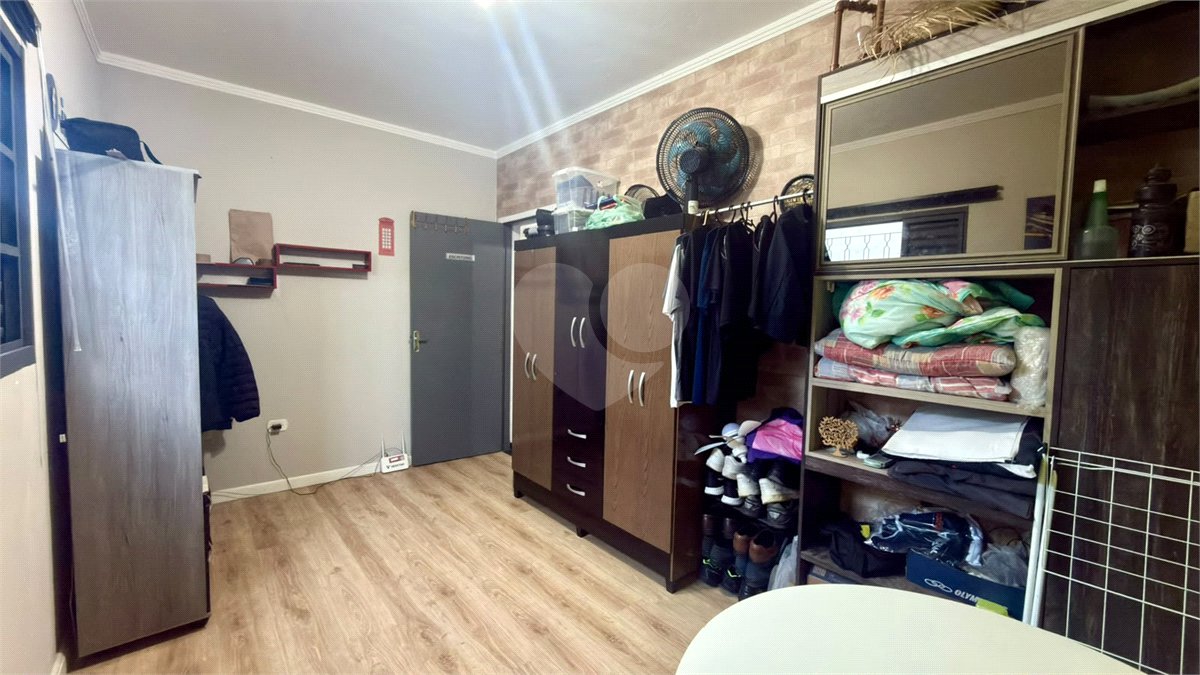 Sobrado à venda com 4 quartos, sendo 1 suíte, em Jardim Wanel Ville V, Sorocaba, SP