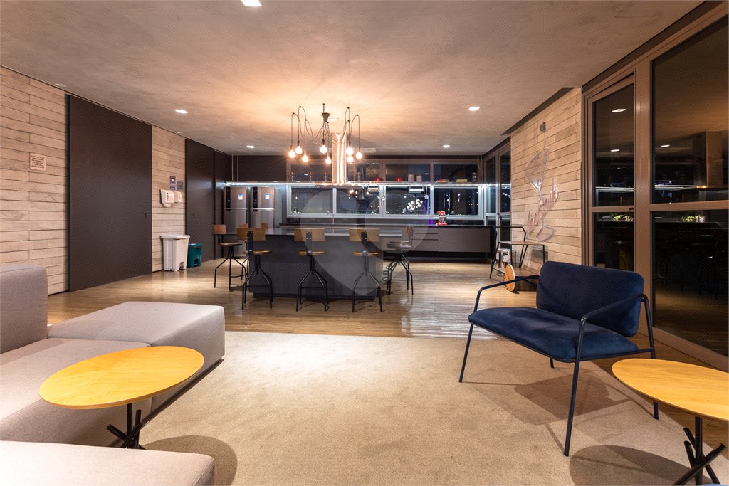 Apartamento à venda ou para alugar com 1 suíte em Pinheiros, São Paulo, SP
