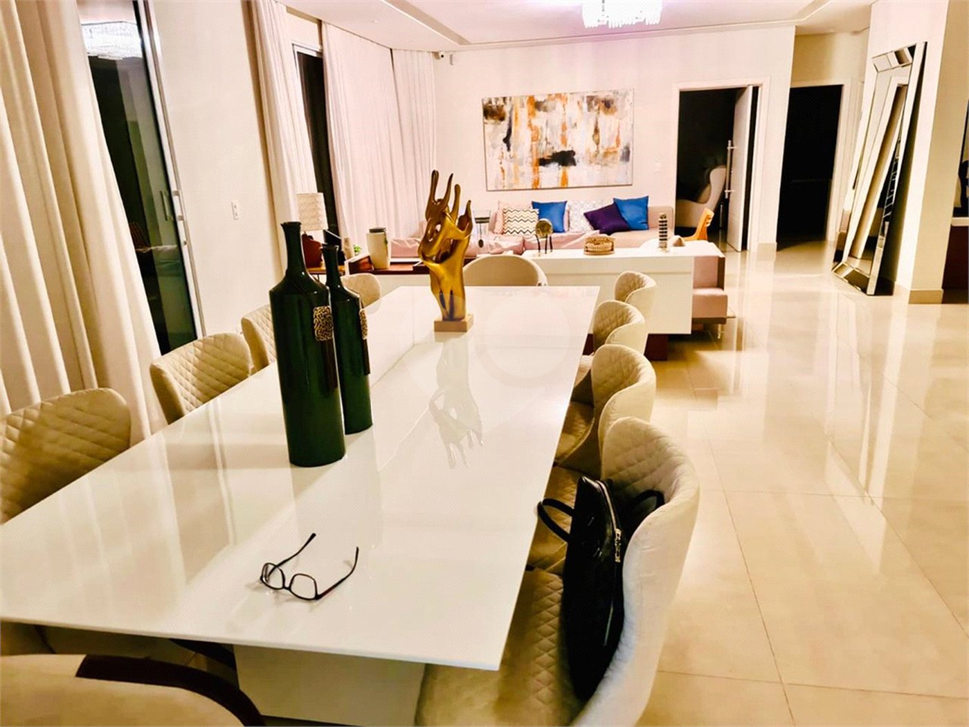Casa à venda com 4 suítes no condomínio Residencial Villa dos Inglezes, Sorocaba - SP