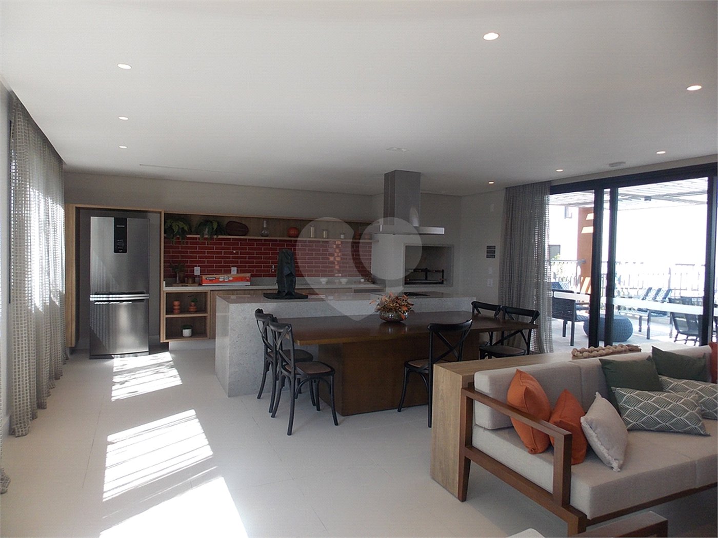 Apartamento à venda com 2 quartos, sendo 1 suíte, em Alvinópolis, Atibaia, SP