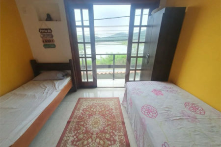 Casa à venda com 3 quartos, sendo 1 suíte, em Ogiva, Cabo Frio, RJ